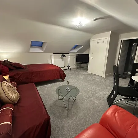 Dream Heaven * Bradford (West Yorkshire)
